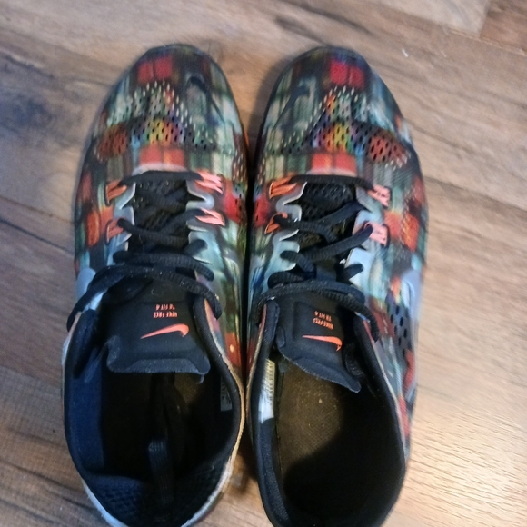 Nike running shoes - Picture 2 of 5